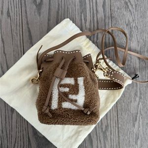 Fends Shearling Mon Tresor Bucket Bag